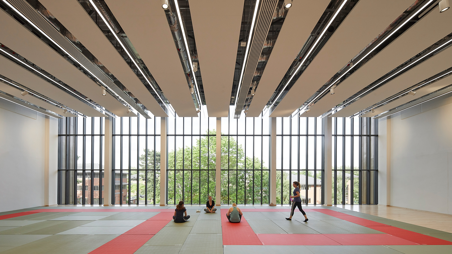 Birmingham University Sports Centre - SPACE&PLACE